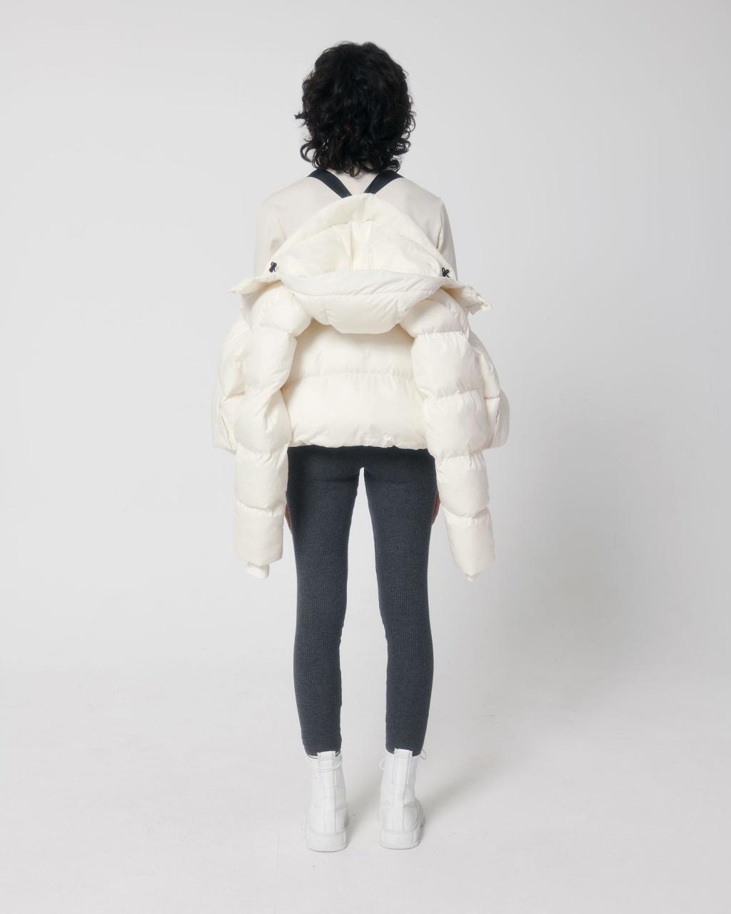 ST/ST Puffer - Geacă pufoasă unisex supradimensionată 11 ST/ST Puffer - Geacă pufoasă unisex supradimensionată - imagine 11